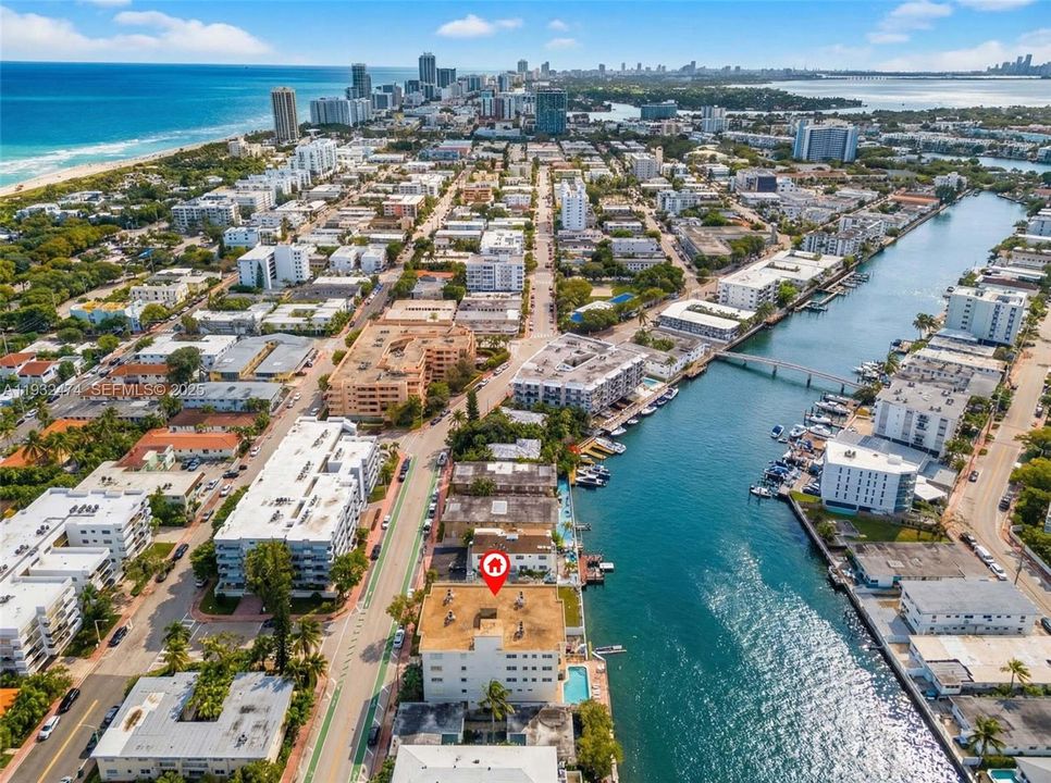 В аренду: $2,900 (2 спален, 2 ванн, 1000 Квадратных фут)