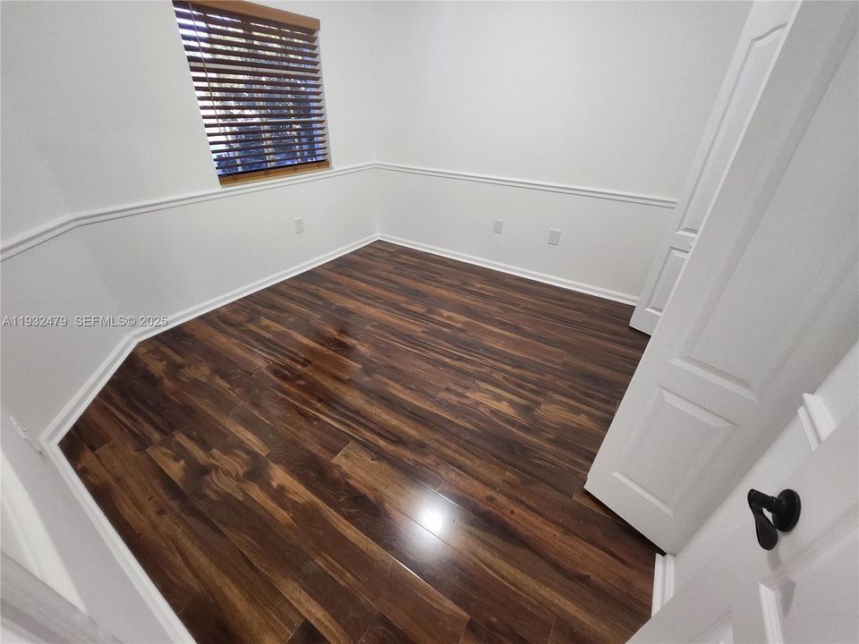 出租: $2,800 (4 贝兹, 2 浴室, 2211 平方英尺)