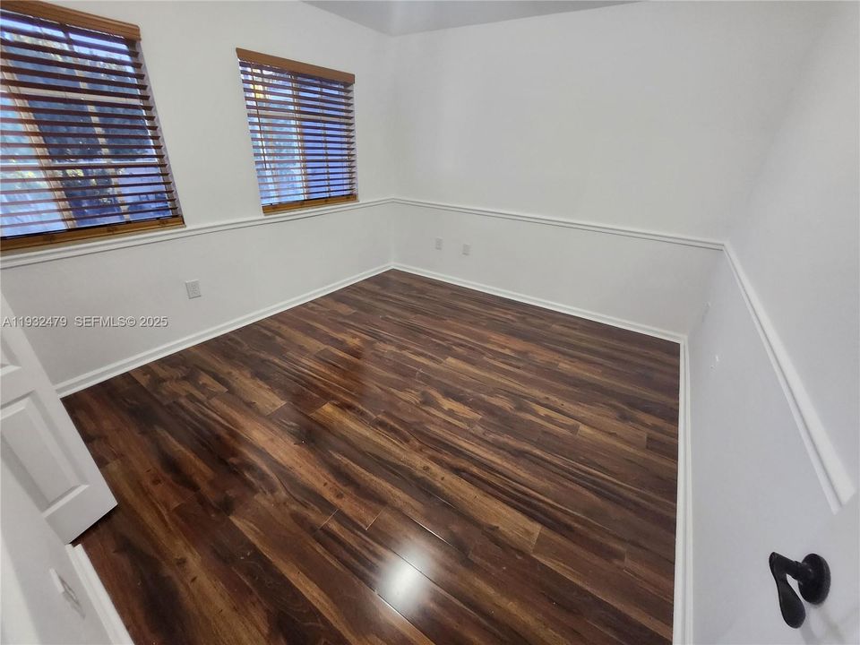 出租: $2,800 (4 贝兹, 2 浴室, 2211 平方英尺)