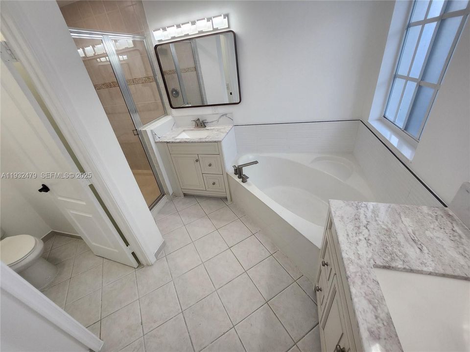 出租: $2,800 (4 贝兹, 2 浴室, 2211 平方英尺)