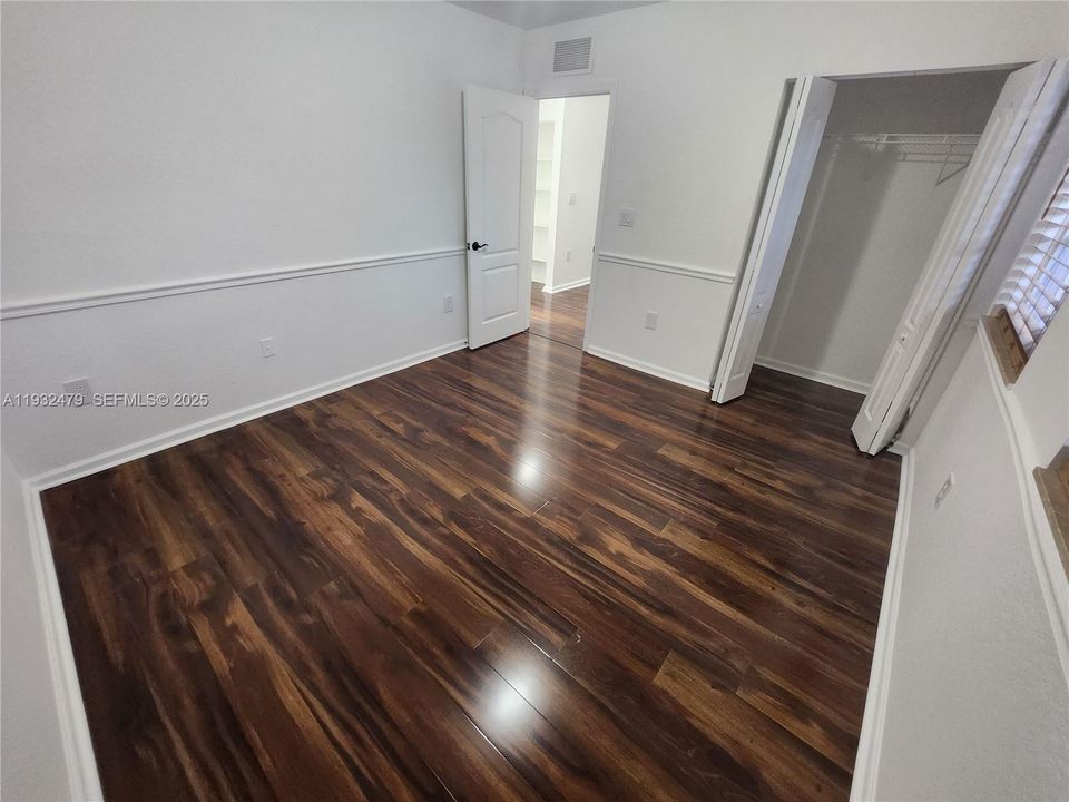 出租: $2,800 (4 贝兹, 2 浴室, 2211 平方英尺)