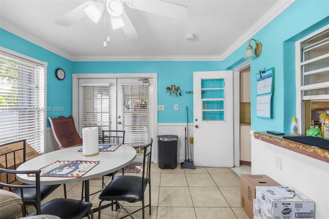 For Sale: $680,000 (3 beds, 2 baths, 1950 Square Feet)