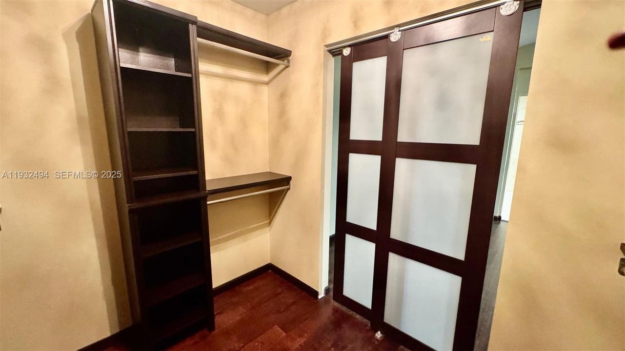 For Rent: $4,950 (3 beds, 2 baths, 1748 Square Feet)