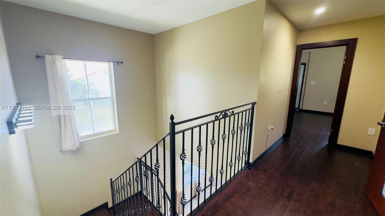 For Rent: $4,950 (3 beds, 2 baths, 1748 Square Feet)