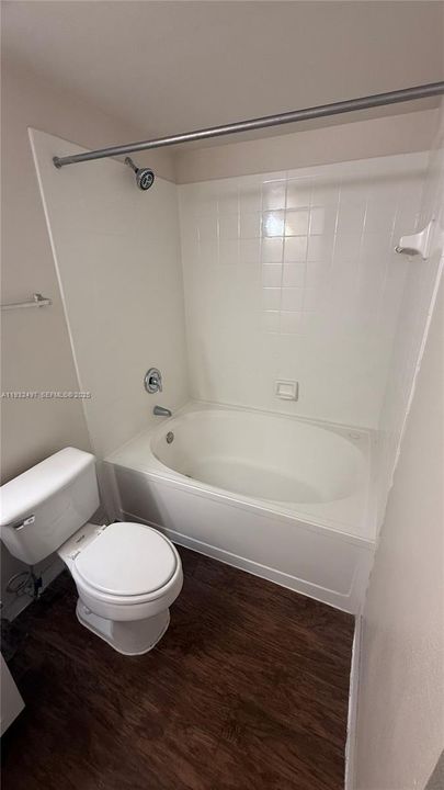 В аренду: $2,000 (1 спален, 1 ванн, 690 Квадратных фут)