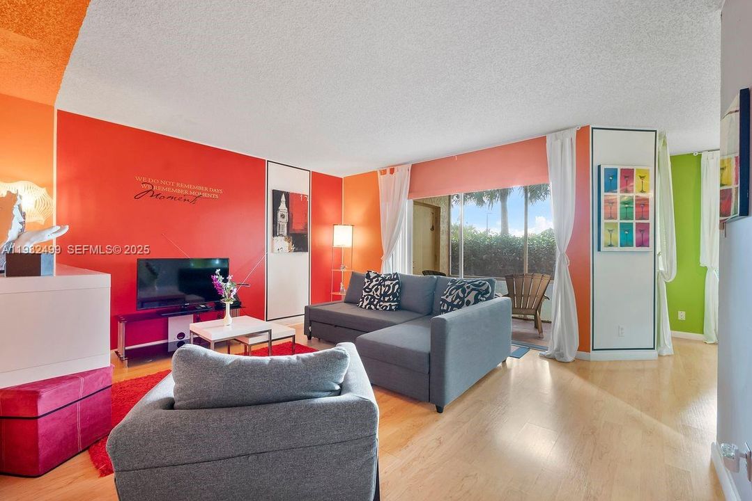 En Venta: $190,000 (1 camas, 1 baños, 816 Pies cuadrados)