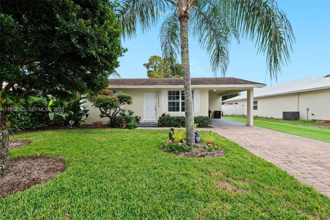 En Venta: $410,000 (2 camas, 1 baños, 780 Pies cuadrados)