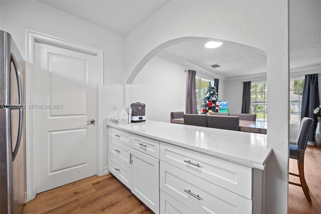 En Venta: $410,000 (2 camas, 1 baños, 780 Pies cuadrados)