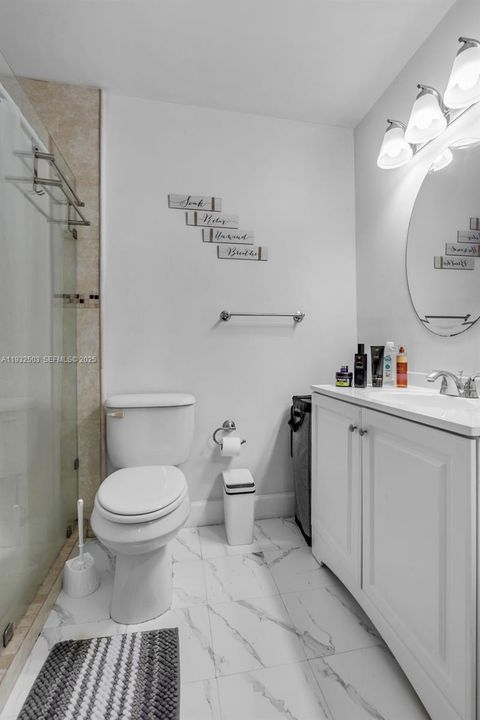 В аренду: $2,400 (3 спален, 2 ванн, 972 Квадратных фут)