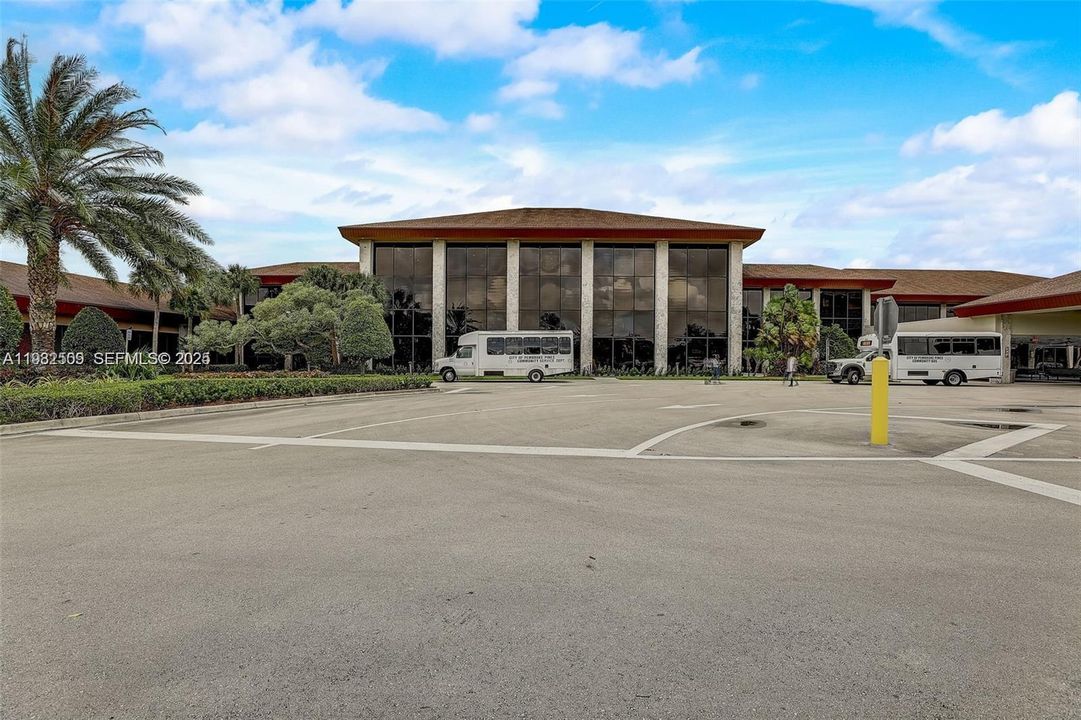 For Sale: $140,000 (2 beds, 1 baths, 954 Square Feet)