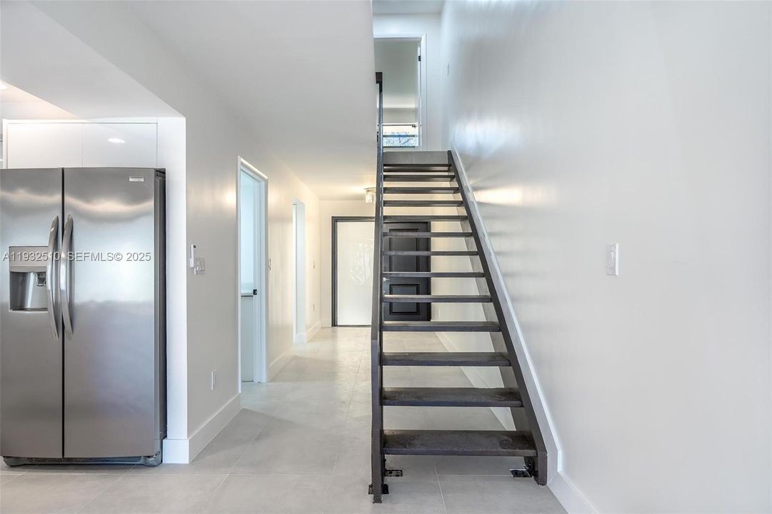 出租: $4,500 (2 贝兹, 2 浴室, 2039 平方英尺)