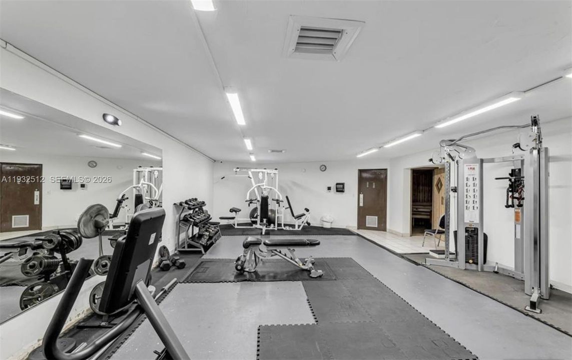 Activo con contrato: $189,900 (2 camas, 2 baños, 975 Pies cuadrados)