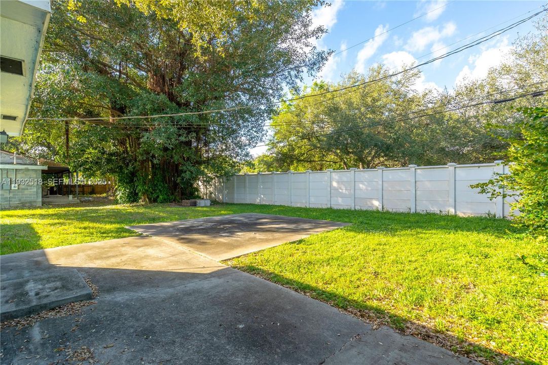 En Venta: $949,999 (3 camas, 2 baños, 1476 Pies cuadrados)