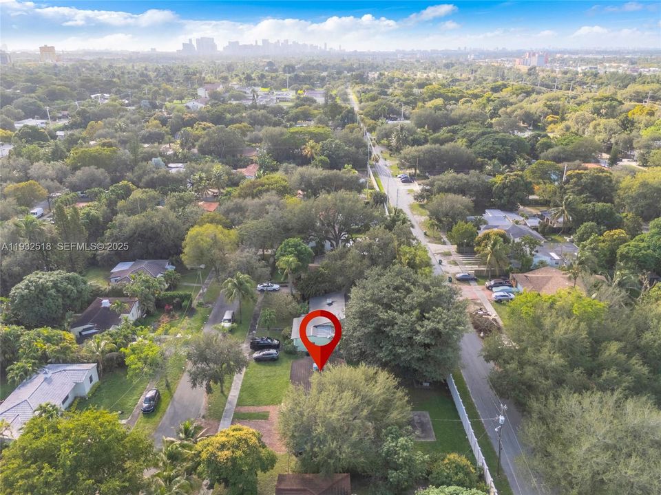 En Venta: $949,999 (3 camas, 2 baños, 1476 Pies cuadrados)