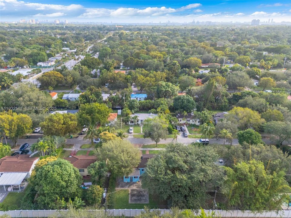 En Venta: $949,999 (3 camas, 2 baños, 1476 Pies cuadrados)