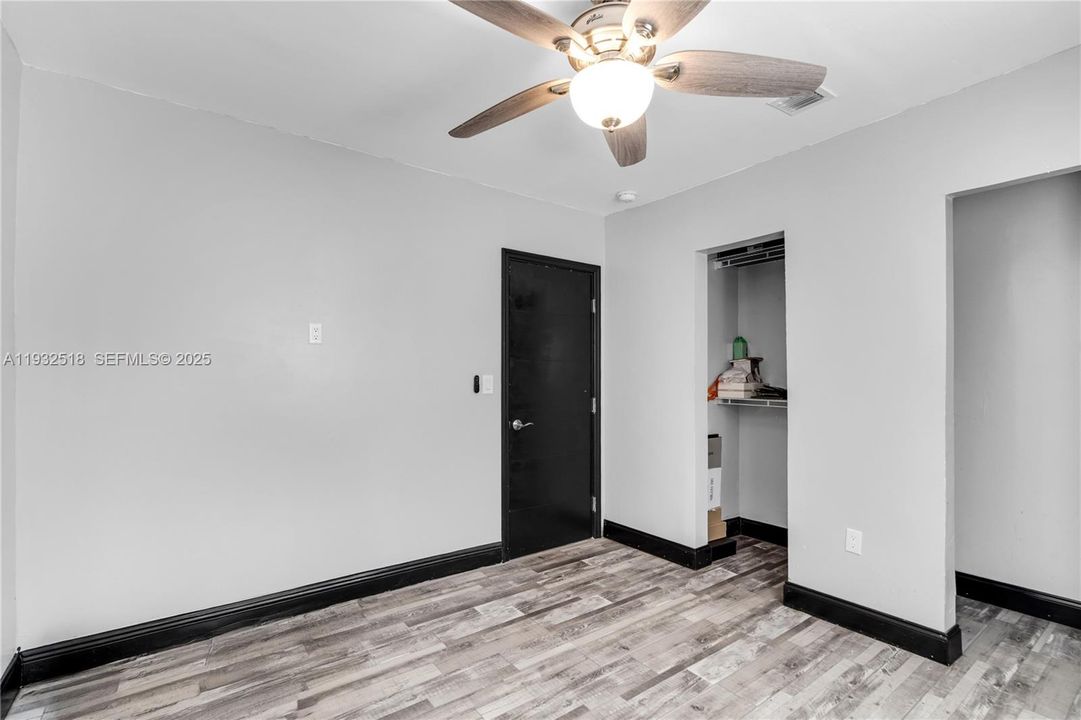 En Venta: $949,999 (3 camas, 2 baños, 1476 Pies cuadrados)