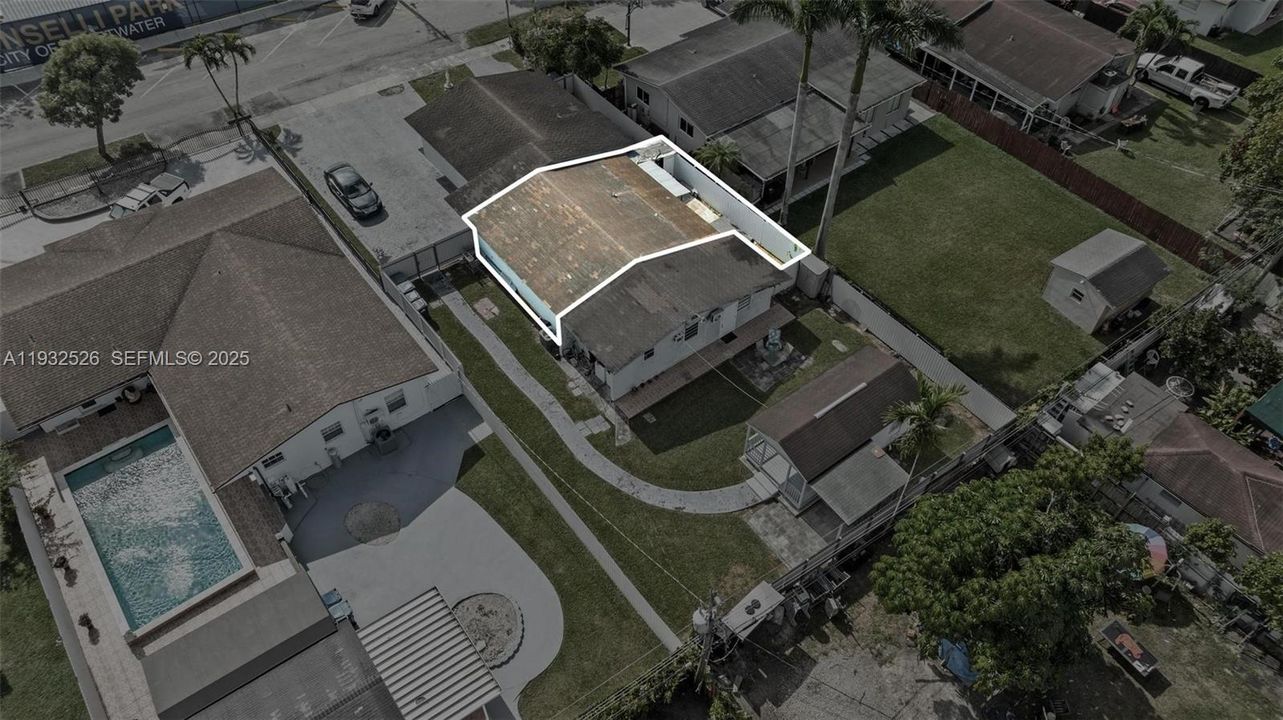 В аренду: $2,400 (2 спален, 1 ванн, 1816 Квадратных фут)