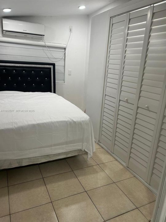 В аренду: $1,500 (1 спален, 1 ванн, 1366 Квадратных фут)