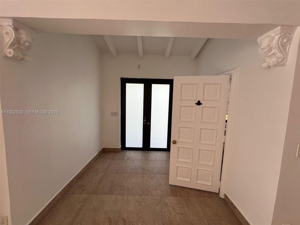 For Sale: $2,750,000 (4 beds, 4 baths, 2783 Square Feet)