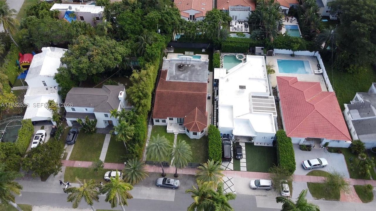 На продажу: $2,750,000 (4 спален, 4 ванн, 2783 Квадратных фут)