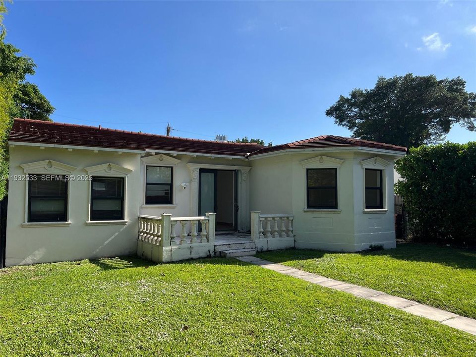 For Sale: $2,750,000 (4 beds, 4 baths, 2783 Square Feet)