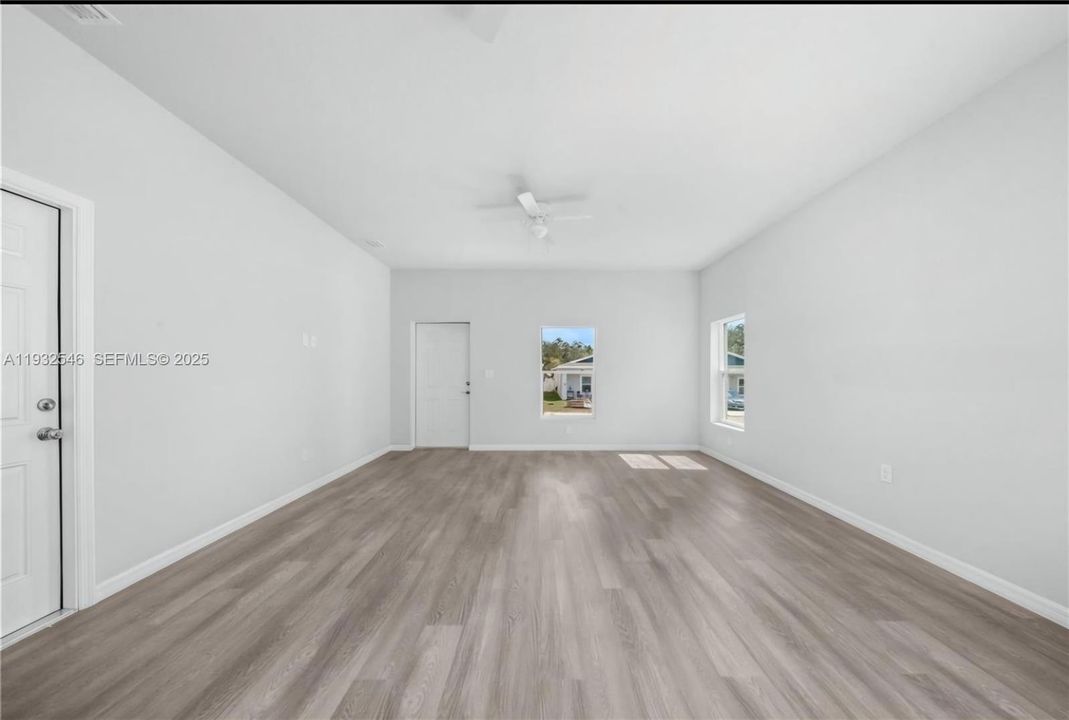 For Rent: $1,675 (3 beds, 2 baths, 1330 Square Feet)