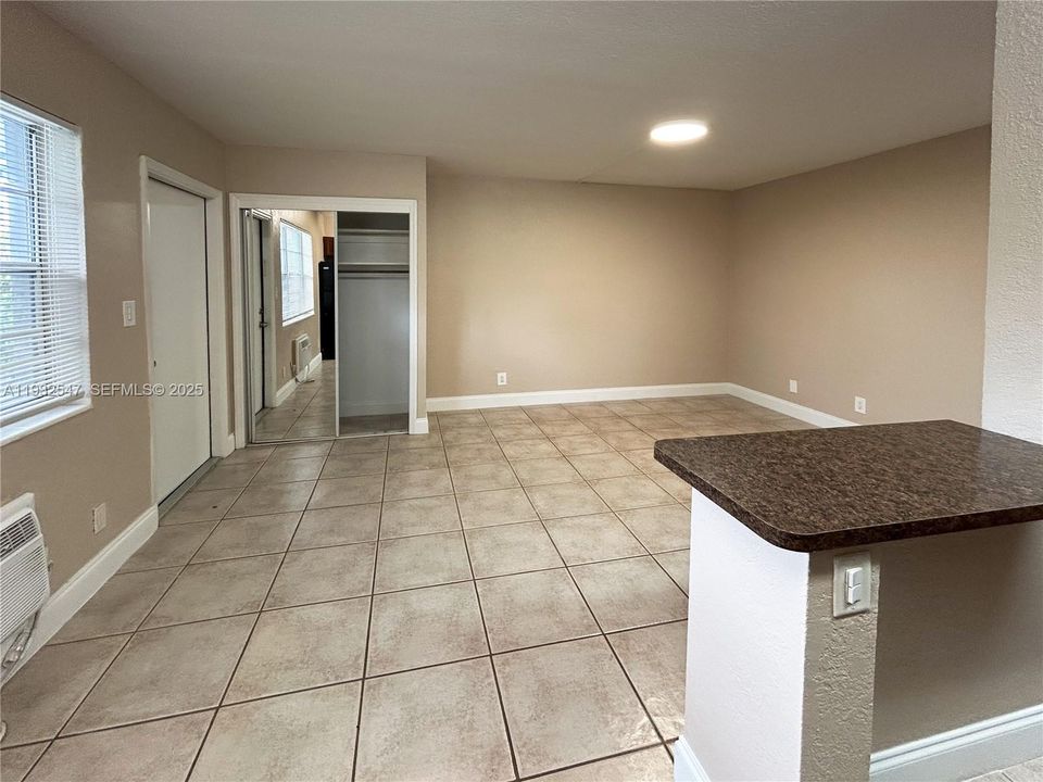 En Renta: $1,650 (1 camas, 1 baños, 500 Pies cuadrados)