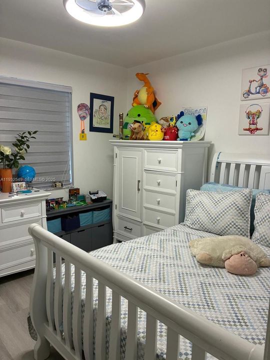 For Sale: $545,000 (3 beds, 2 baths, 1202 Square Feet)