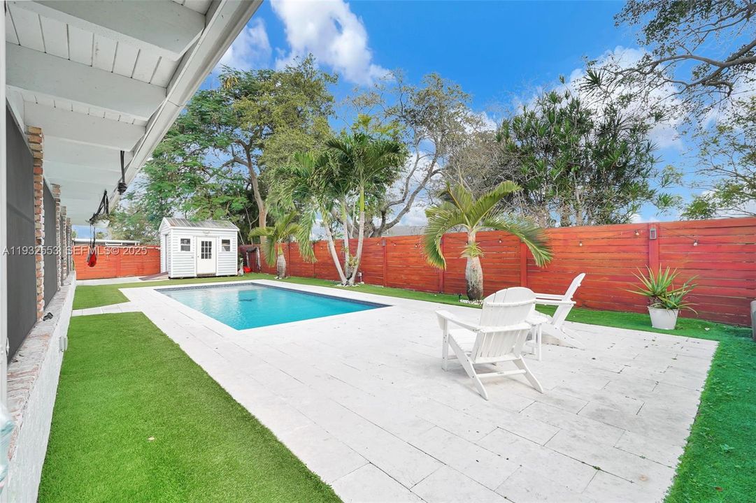 For Sale: $830,000 (3 beds, 2 baths, 1707 Square Feet)