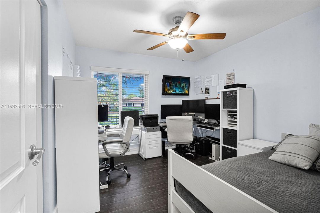 For Sale: $830,000 (3 beds, 2 baths, 1707 Square Feet)