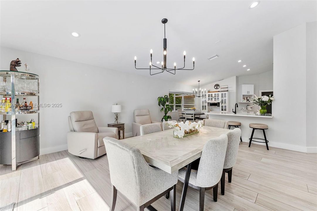 For Sale: $1,400,000 (5 beds, 3 baths, 2807 Square Feet)