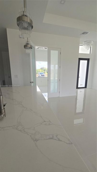 For Sale: $420,000 (3 beds, 2 baths, 1846 Square Feet)