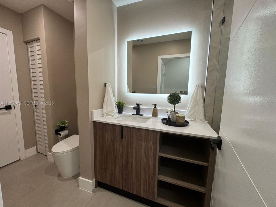 For Sale: $709,000 (3 beds, 2 baths, 1809 Square Feet)