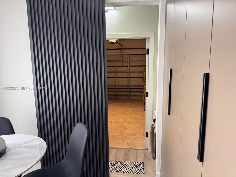 For Sale: $709,000 (3 beds, 2 baths, 1809 Square Feet)