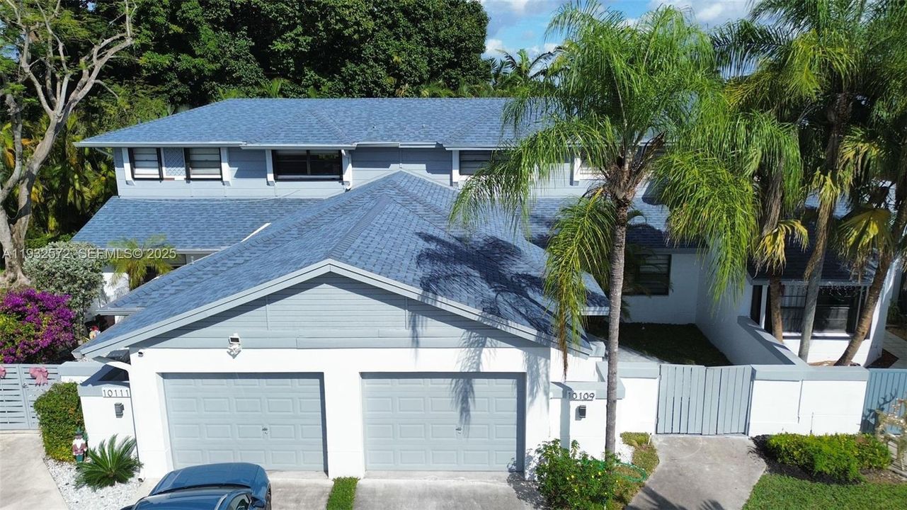 For Sale: $709,000 (3 beds, 2 baths, 1809 Square Feet)