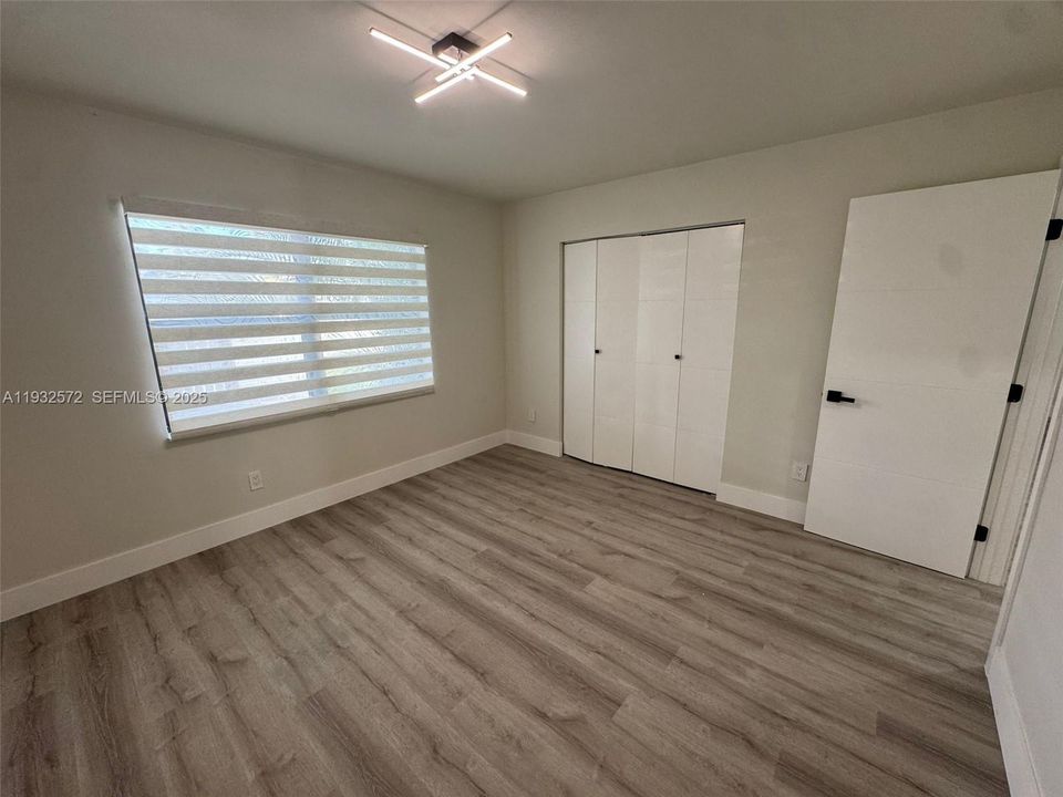 For Sale: $709,000 (3 beds, 2 baths, 1809 Square Feet)