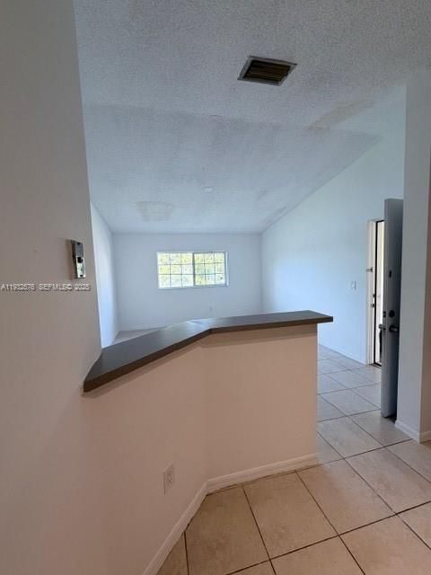 For Rent: $1,850 (1 beds, 1 baths, 659 Square Feet)