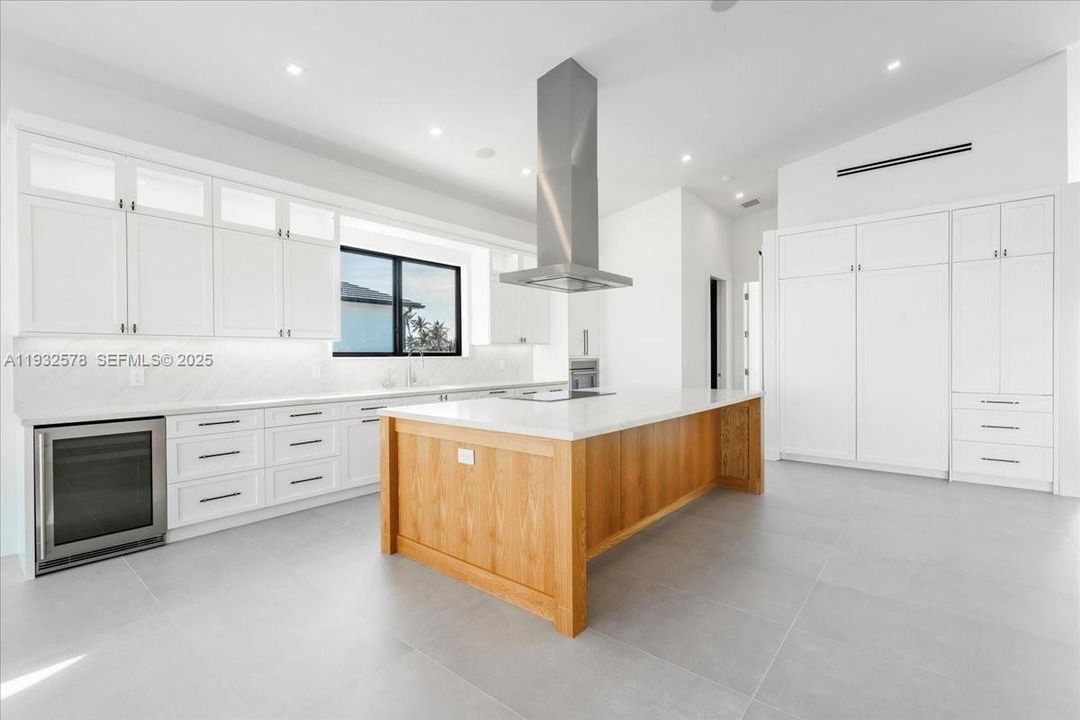 En Venta: $6,300,000 (5 camas, 4 baños, 3434 Pies cuadrados)