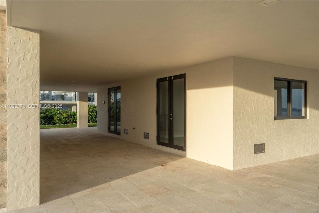 En Venta: $6,300,000 (5 camas, 4 baños, 3434 Pies cuadrados)