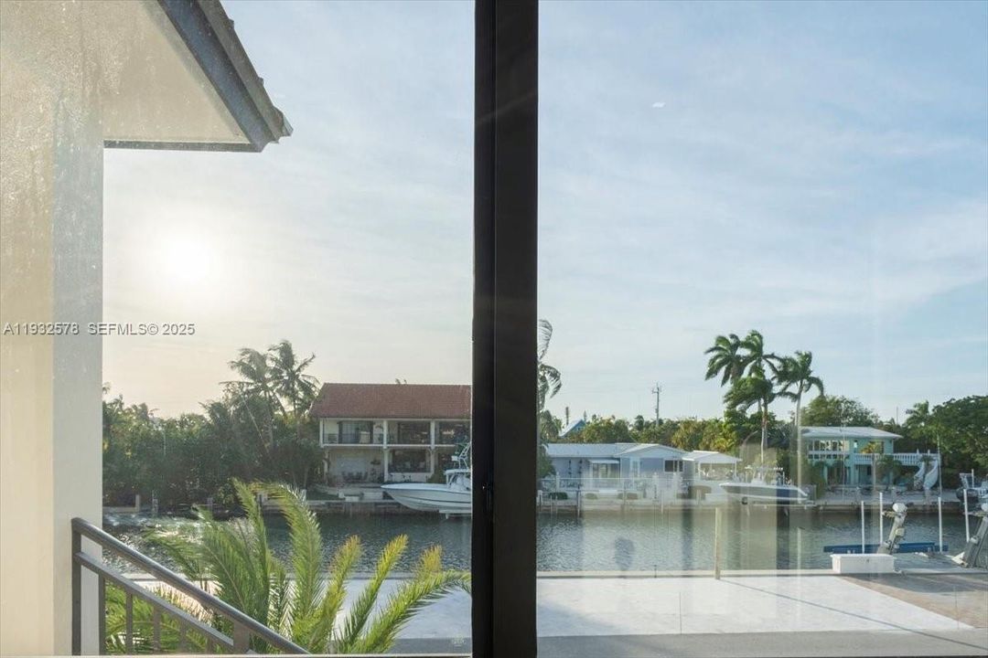 En Venta: $6,300,000 (5 camas, 4 baños, 3434 Pies cuadrados)