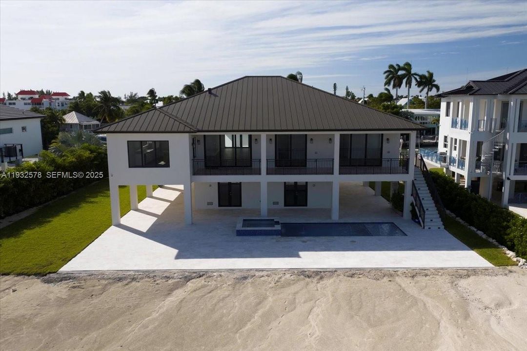 En Venta: $6,300,000 (5 camas, 4 baños, 3434 Pies cuadrados)