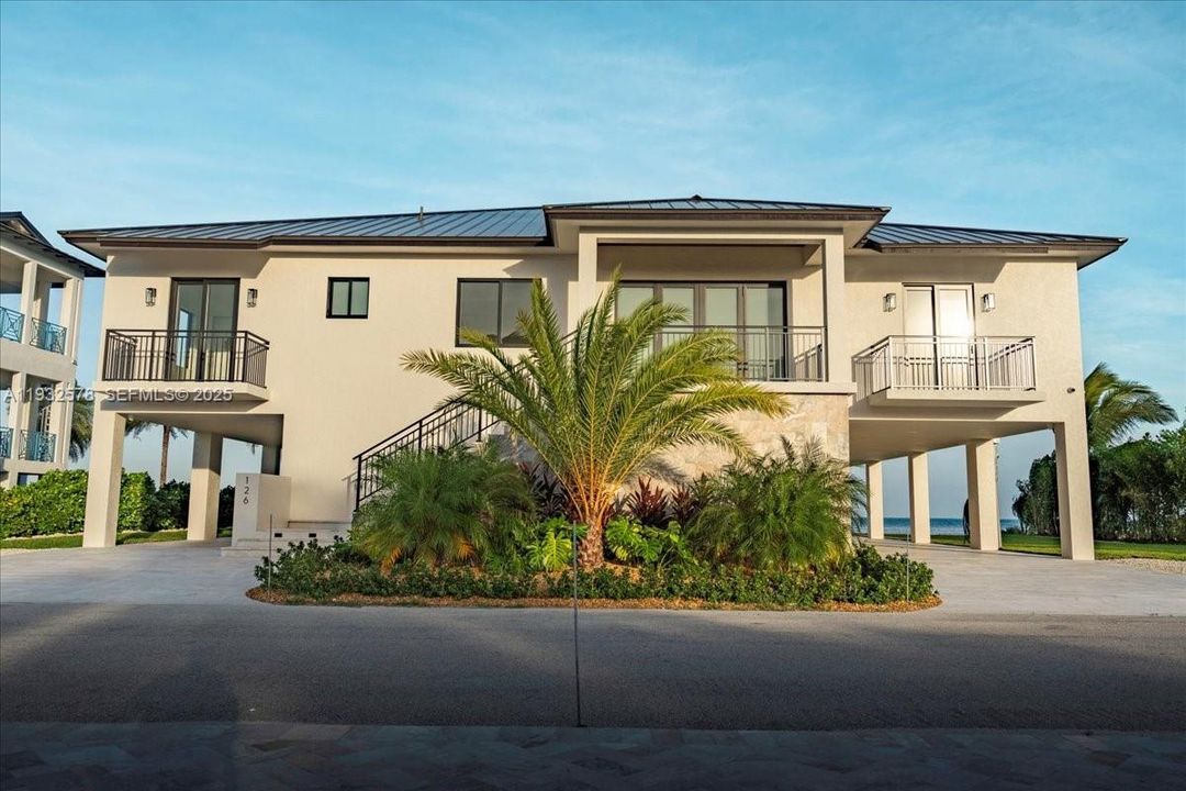 En Venta: $6,300,000 (5 camas, 4 baños, 3434 Pies cuadrados)