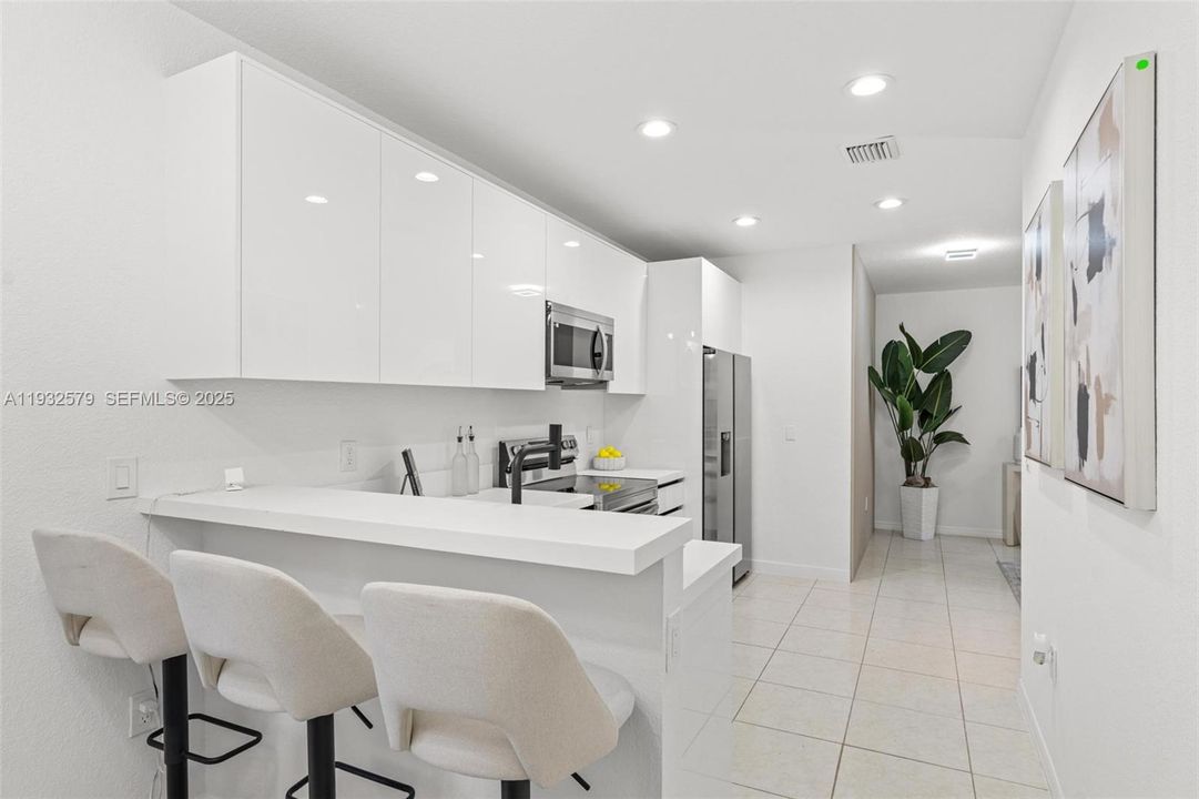 На продажу: $520,000 (3 спален, 2 ванн, 1120 Квадратных фут)