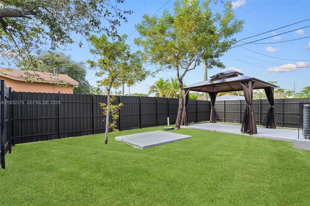 На продажу: $520,000 (3 спален, 2 ванн, 1120 Квадратных фут)