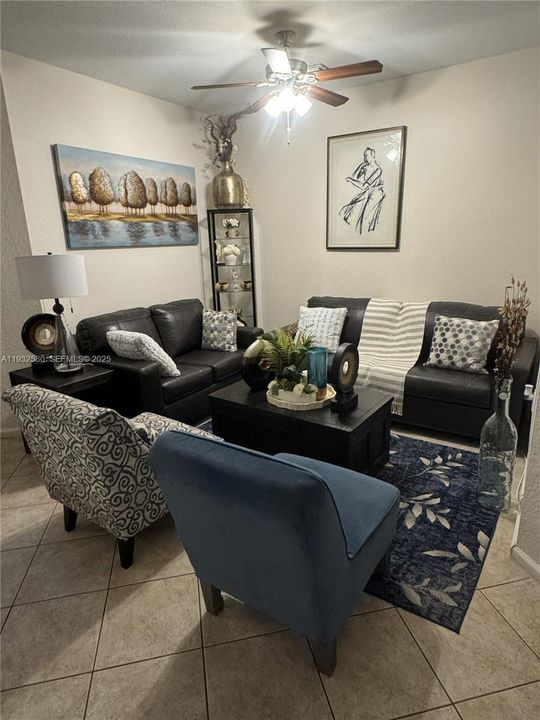 For Sale: $370,000 (3 beds, 2 baths, 1716 Square Feet)