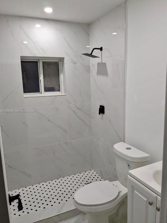 En Renta: $2,300 (2 camas, 2 baños, 980 Pies cuadrados)