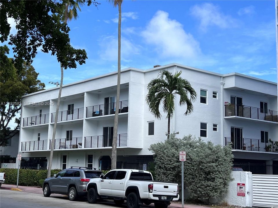 En Venta: $375,000 (1 camas, 1 baños, 660 Pies cuadrados)