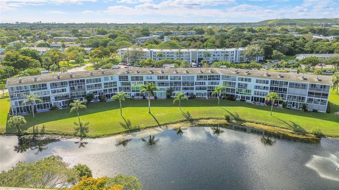 Activo con contrato: $125,000 (1 camas, 1 baños, 738 Pies cuadrados)