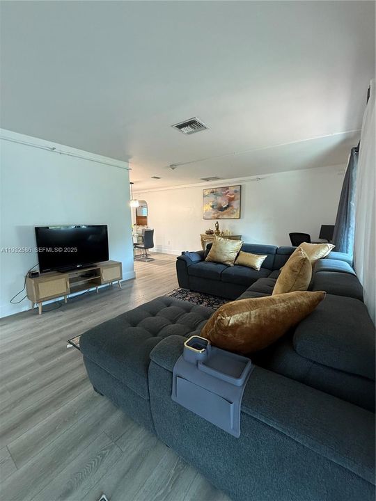 En Renta: $3,750 (3 camas, 2 baños, 1501 Pies cuadrados)