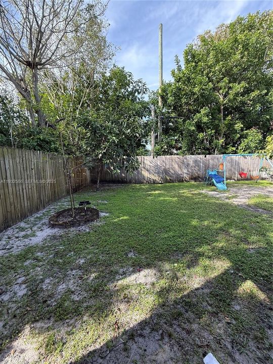 En Renta: $3,750 (3 camas, 2 baños, 1501 Pies cuadrados)